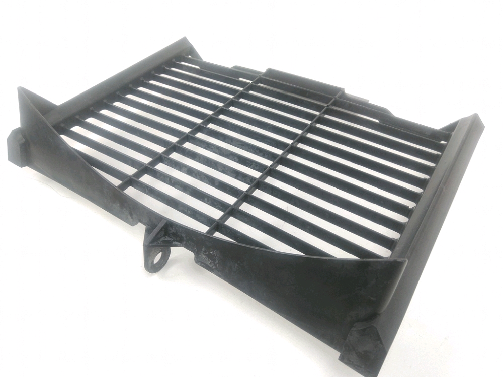 GRILLE DE RADIATEUR