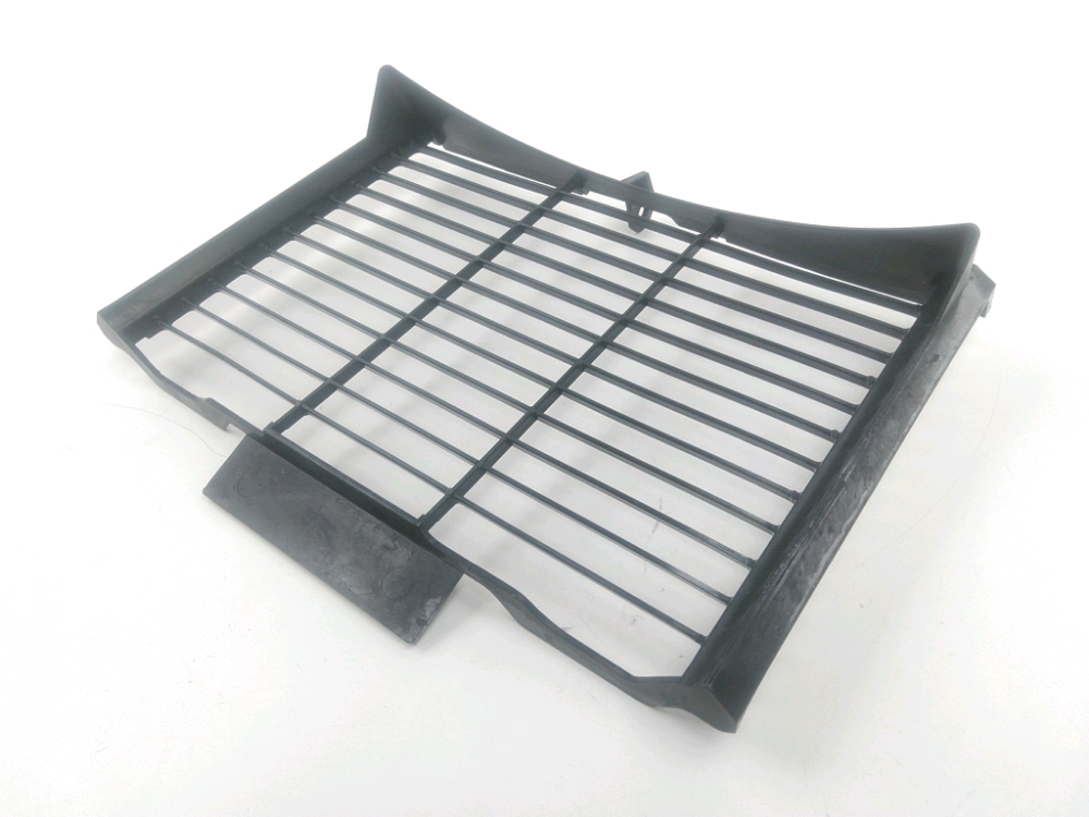 GRILLE DE RADIATEUR