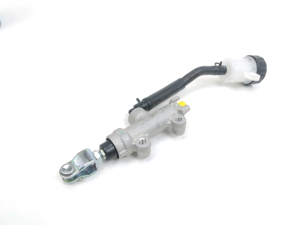 MAITRE CYLINDRE FREIN AR COMPLET