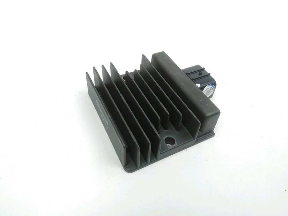 REGULATEUR DE TENSION