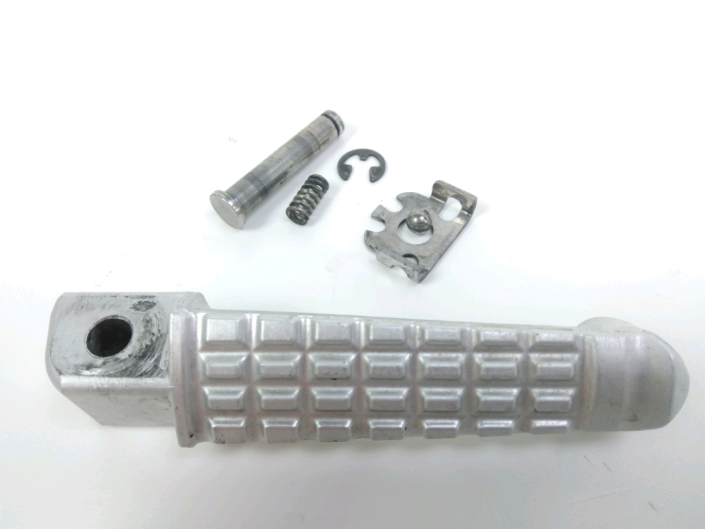 REPOSE PIEDS ARRIERE DROIT