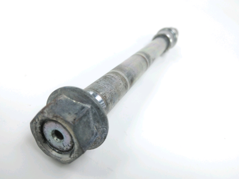 AXE DE ROUE AVANT