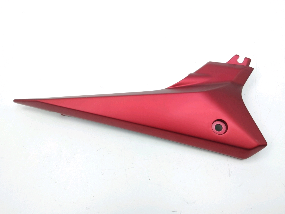 CACHE LATERAL GAUCHE