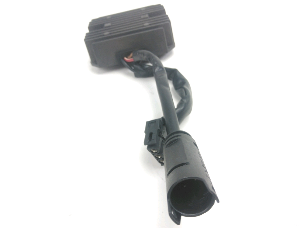 REGULATEUR DE TENSION