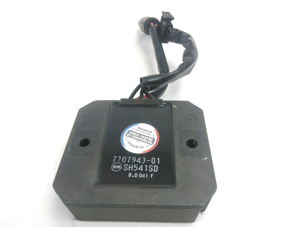 REGULATEUR DE TENSION