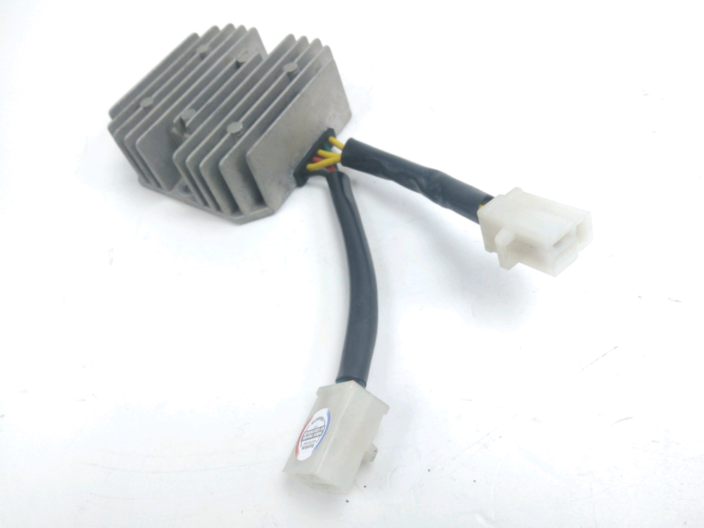 REGULATEUR DE TENSION