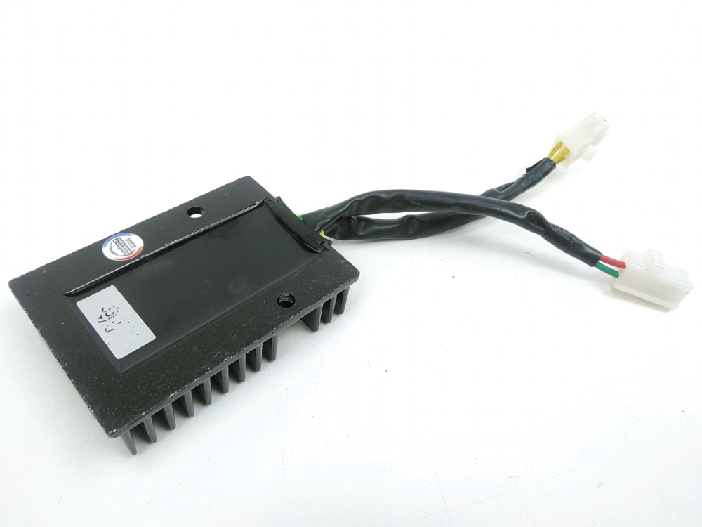 REGULATEUR DE TENSION