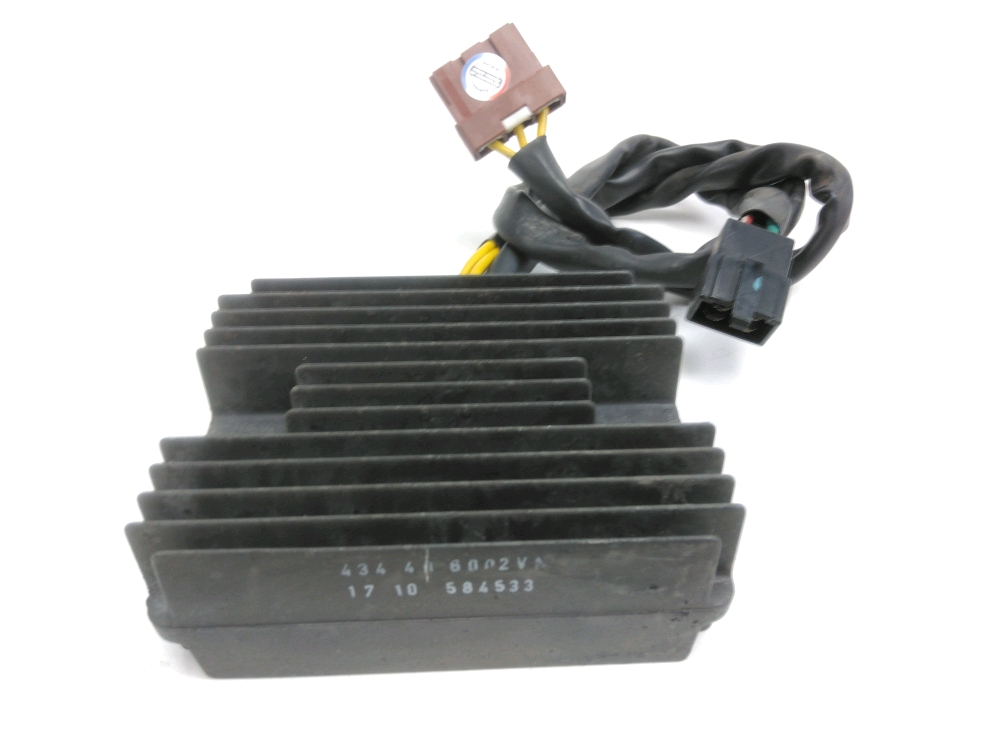REGULATEUR DE TENSION