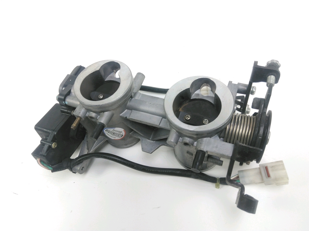 Corps d'injection droit