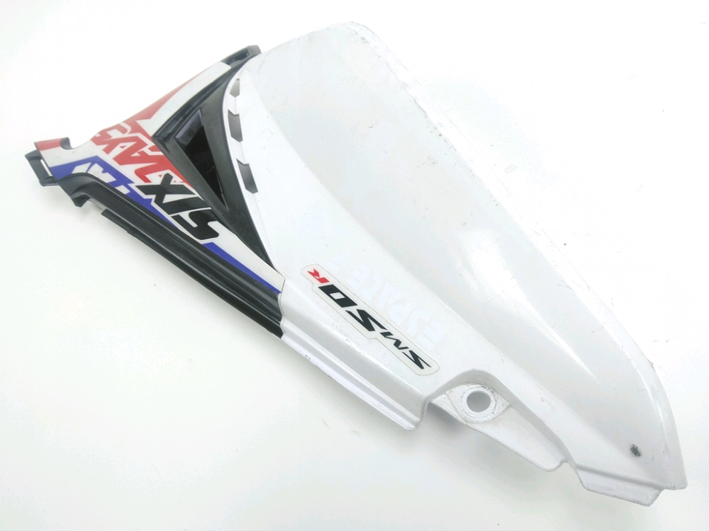 CARENAGE ARRIERE DROIT