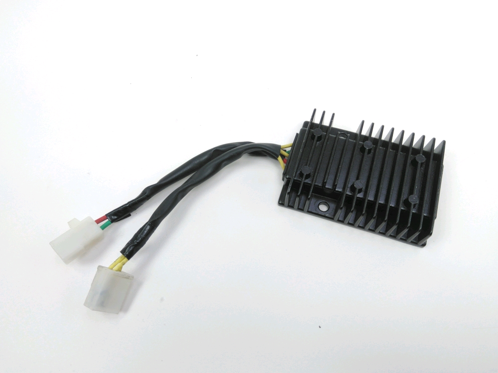 REGULATEUR DE TENSION