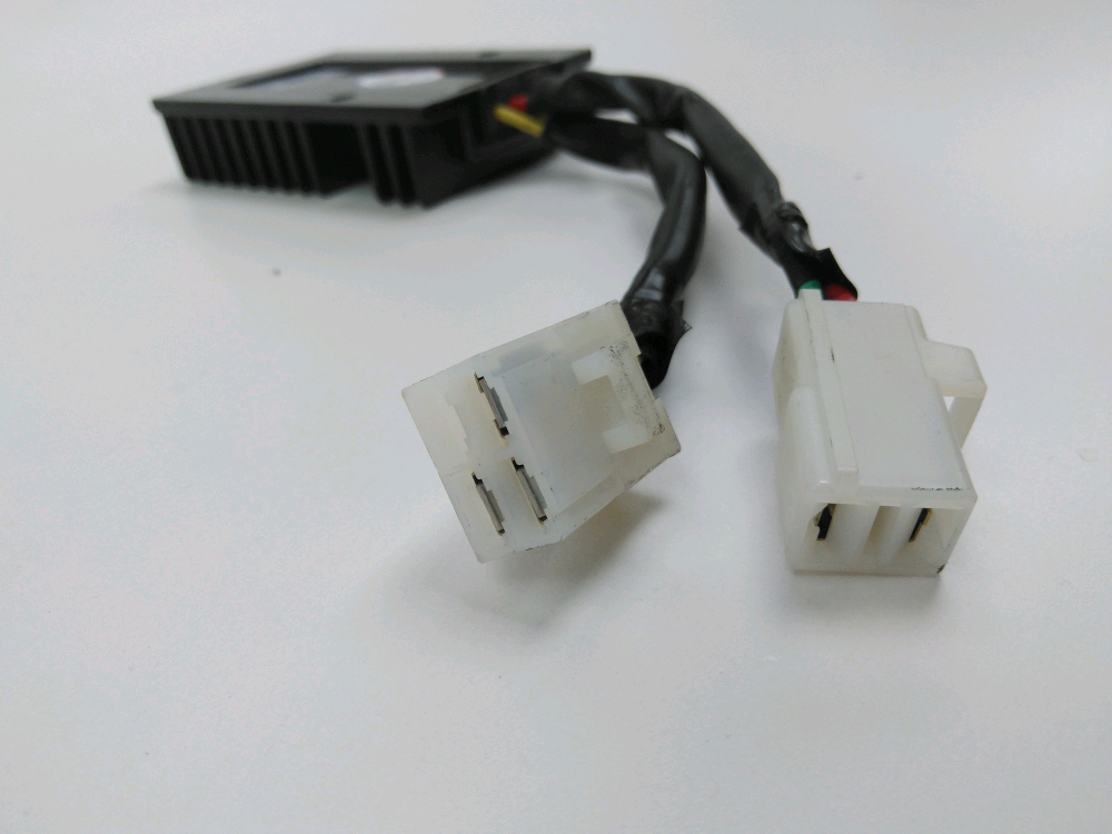 REGULATEUR DE TENSION