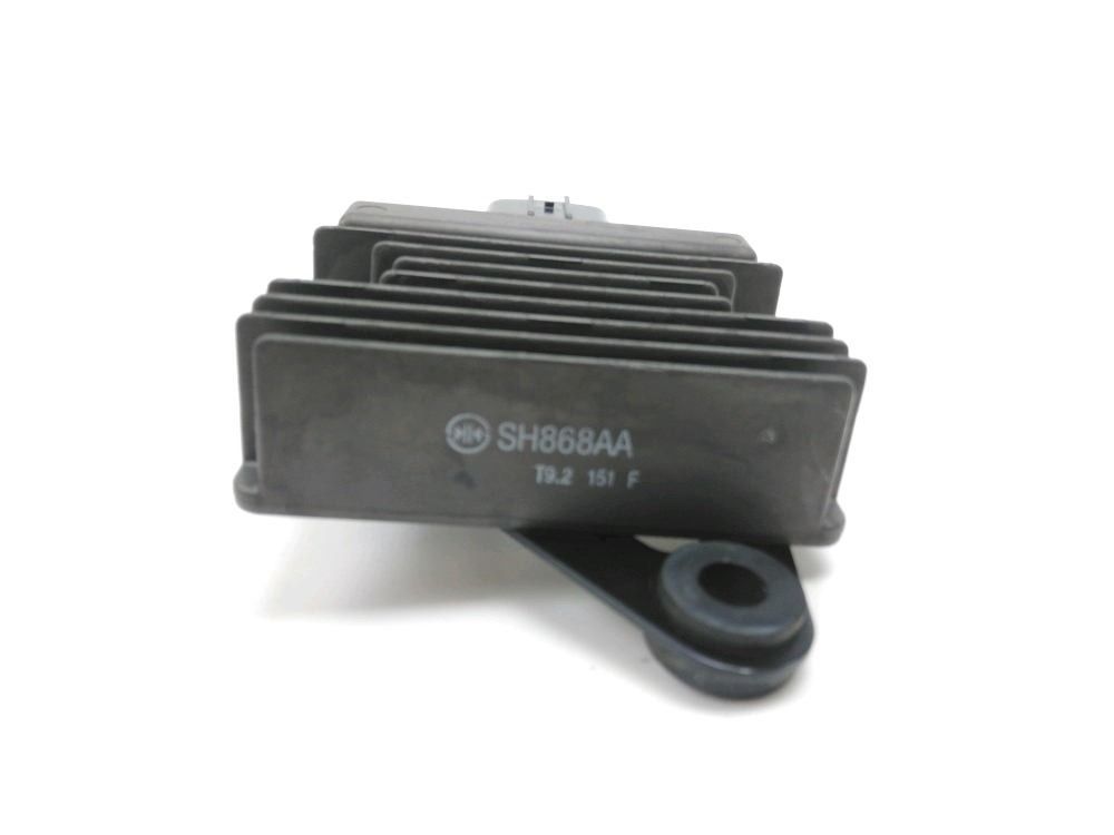 REGULATEUR DE TENSION