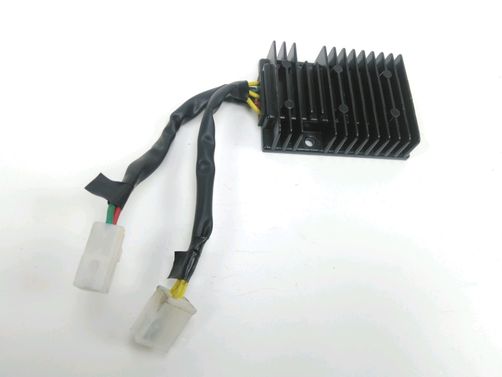 REGULATEUR DE TENSION