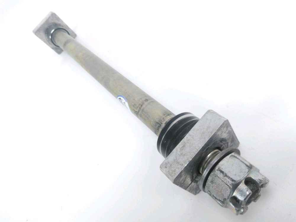 AXE DE ROUE ARRIERE