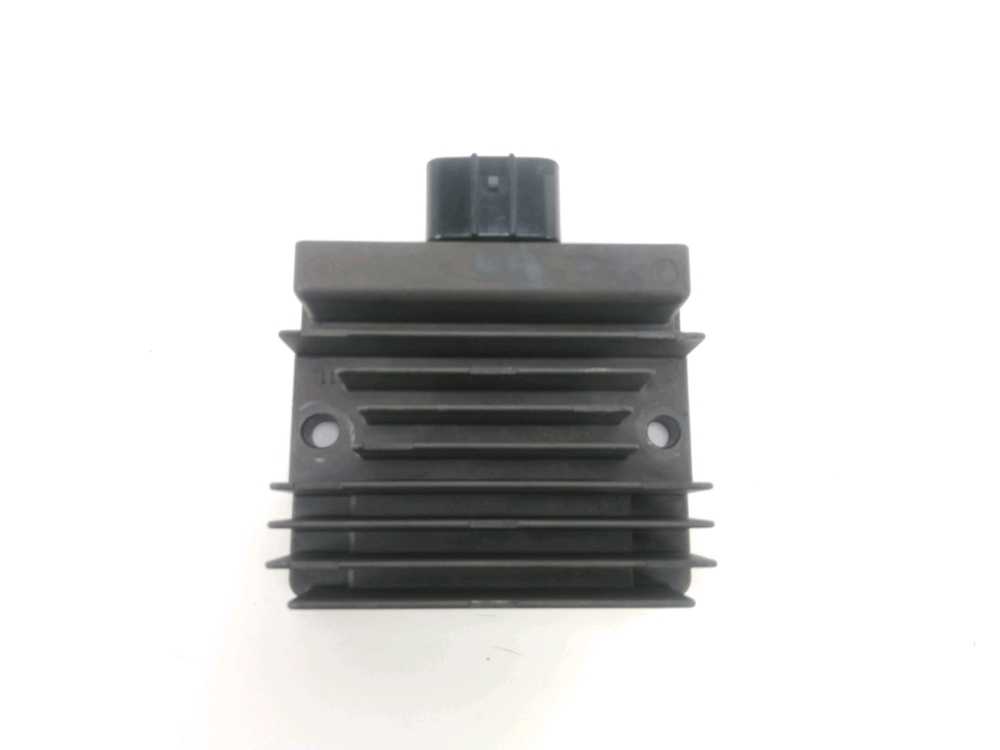 REGULATEUR DE TENSION