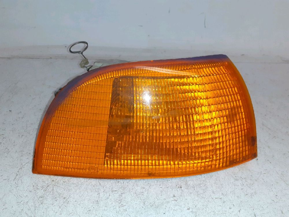KNIPPERLICHT RECHTS VOOR  1994  7732118
