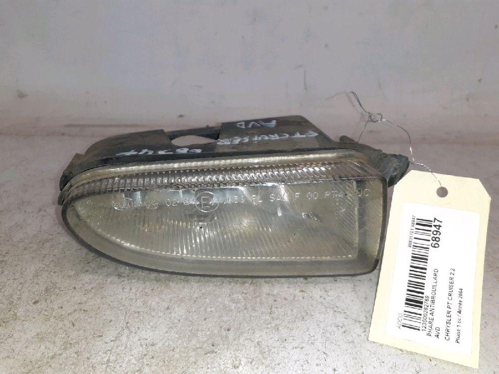 Chrysler PT Cruiser Hatchback 2.2 CRD 16V (EDJ) MISTLAMP RECHTS VOOR  2004  5288796AD