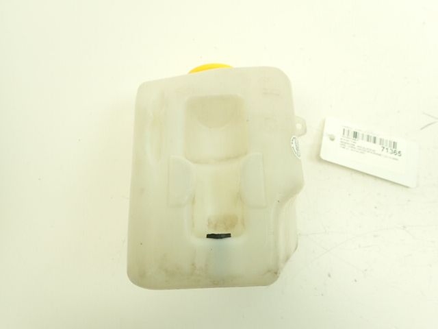 Réservoir de lave glace avant