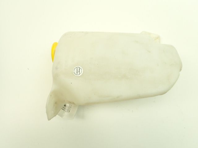 Réservoir de lave glace avant