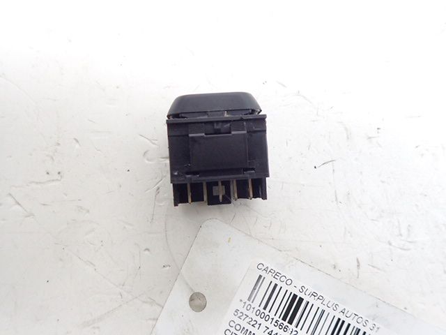 Commande lève-vitre arrière gauche