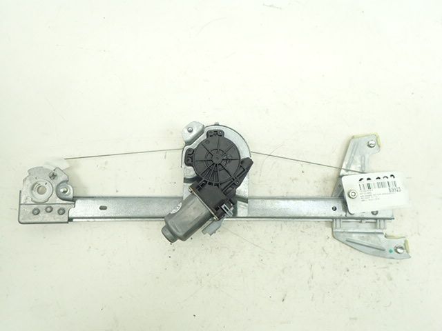 Lève-vitre électrique avant droit