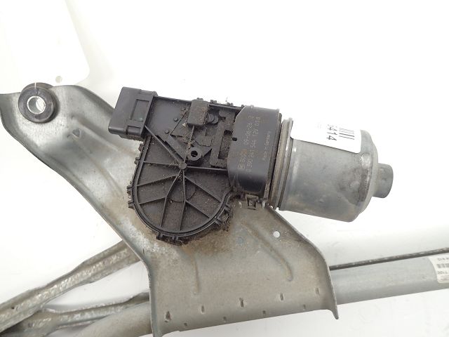 Mécanisme + moteur d'essuie glace avant
