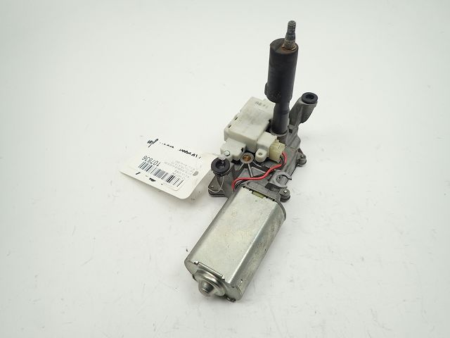 Moteur d'essuie glace arrière