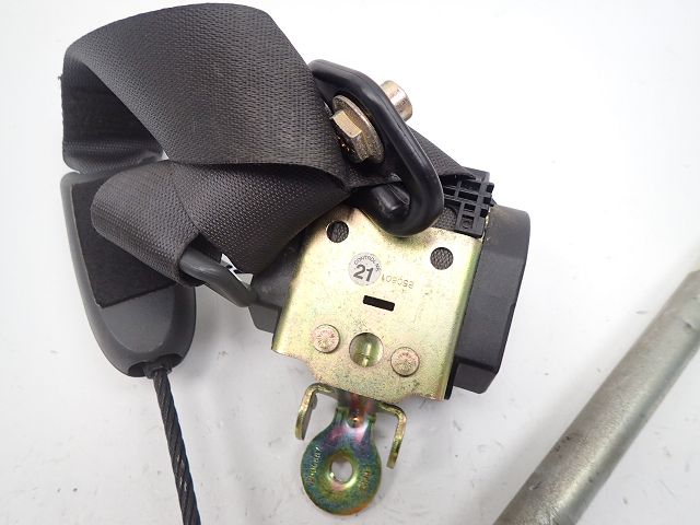 Ceinture avant droite