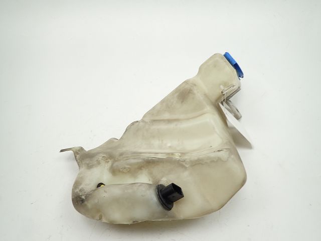 Réservoir de lave glace avant