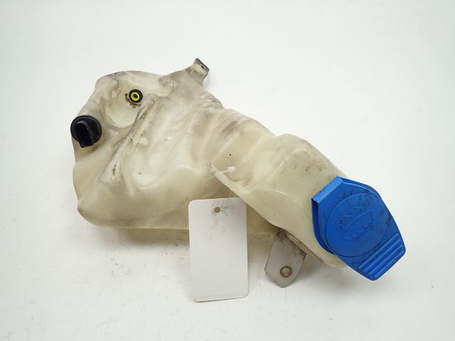 Réservoir de lave glace avant