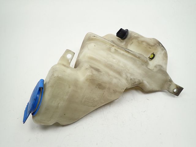 Réservoir de lave glace avant