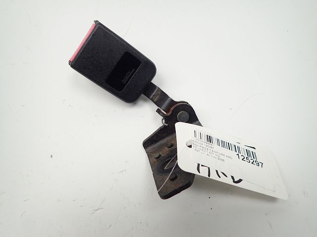 Ancrage ceinture arrière droit