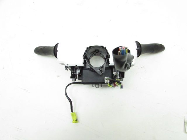 Commande sous-volant