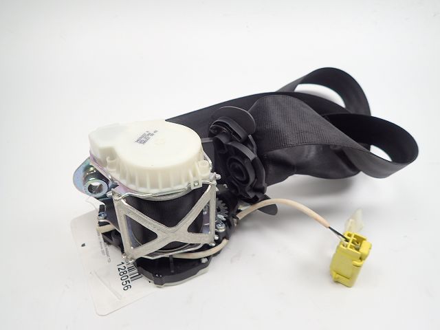 Ceinture avant droite