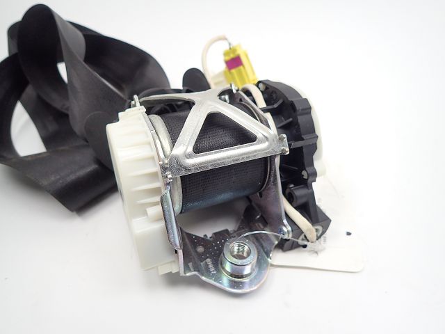 Ceinture avant droite