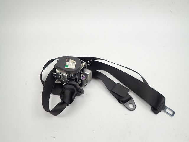 Ceinture avant droite