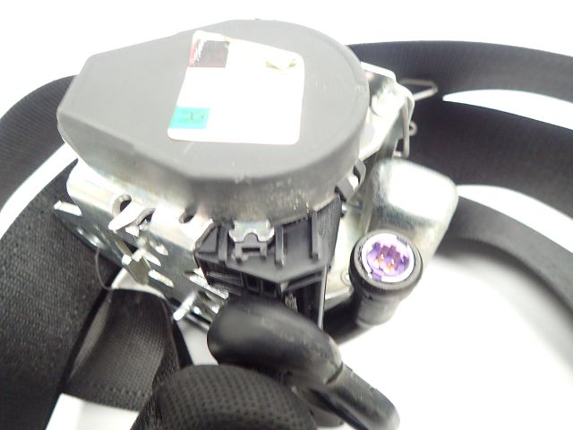 Ceinture avant droite