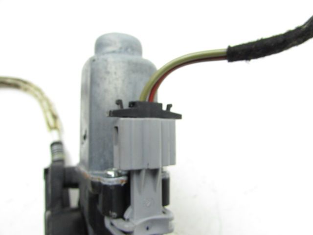 Lève-vitre électrique avant gauche