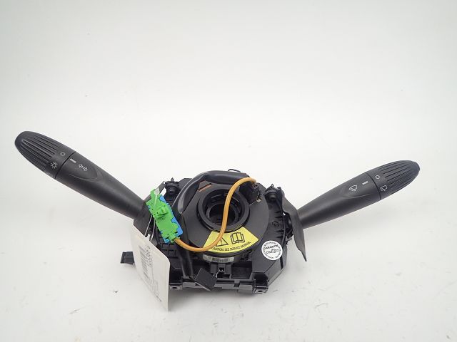 Commande sous-volant