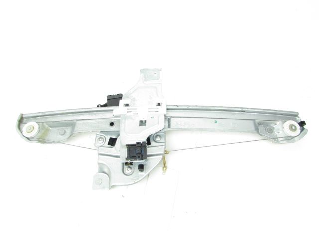 Lève-vitre électrique avant droit