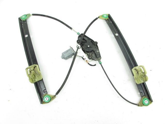 Lève-vitre électrique avant droit