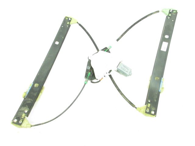 Lève-vitre électrique avant droit