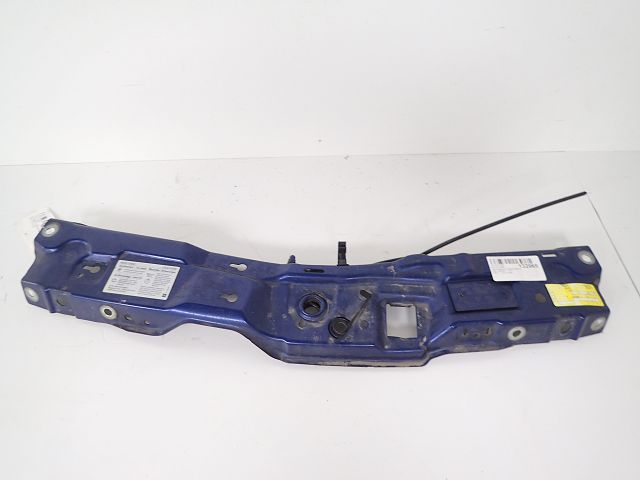 Traverse supérieure armature avant