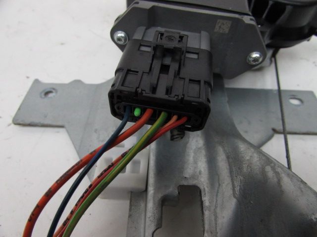 Lève-vitre électrique arrière gauche