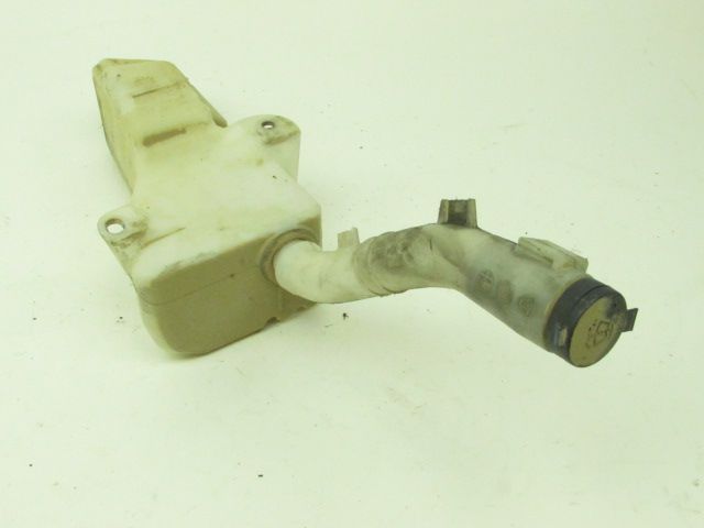 Reservoir de lave glace avant