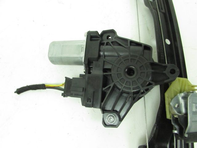 Lève-vitre électrique arrière droit