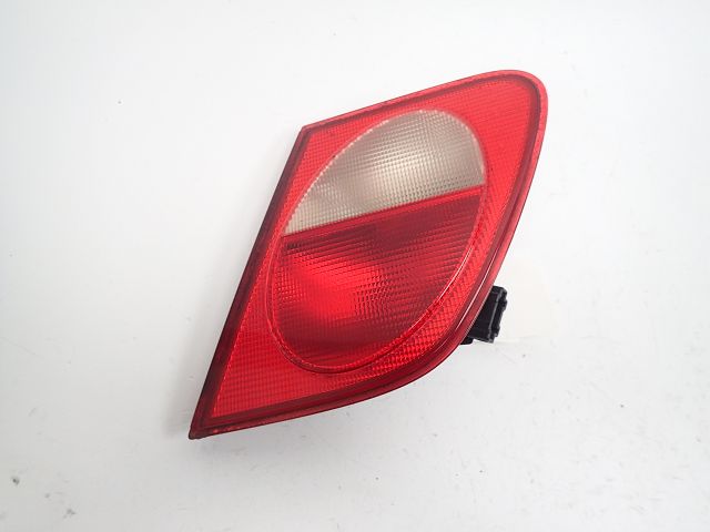 Feu arrière intérieur droit