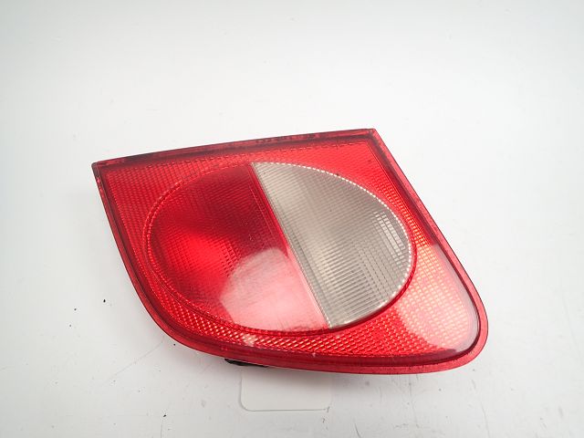 Feu arrière intérieur droit
