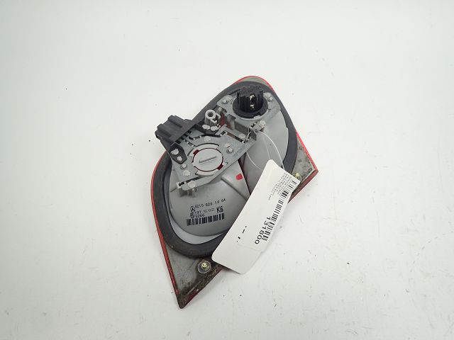 Feu arrière intérieur droit